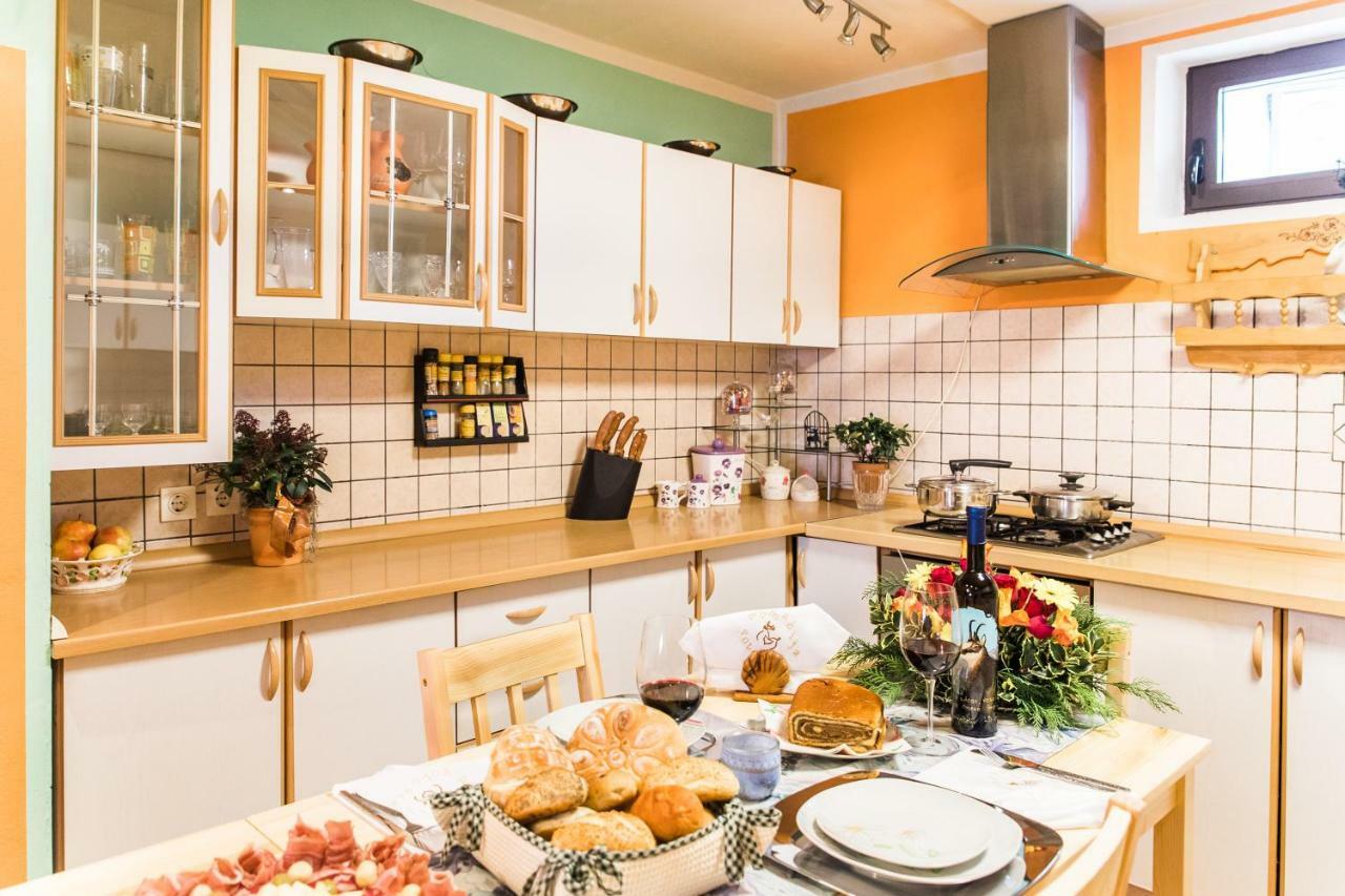 Pocitniska Hisa Pologar Guest House Tolmin Bagian luar foto